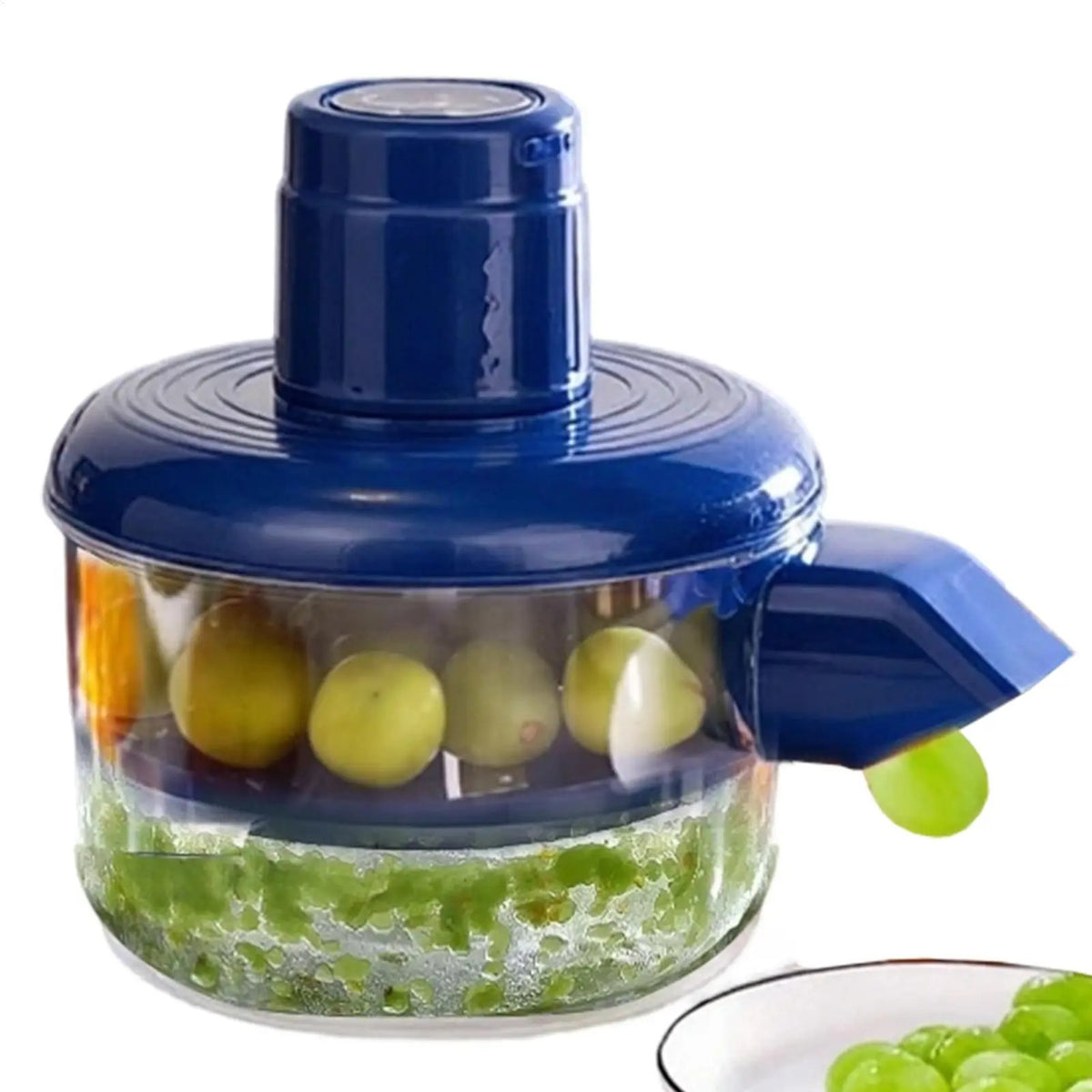 Cup-form peeler with fruits