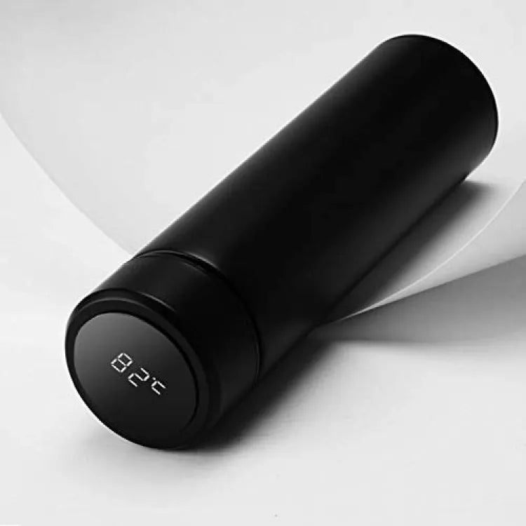 LED temperature display flask showing hot drink temperature