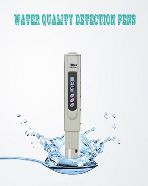 Digital TDS water tester pen with black protective carrying case and packaging