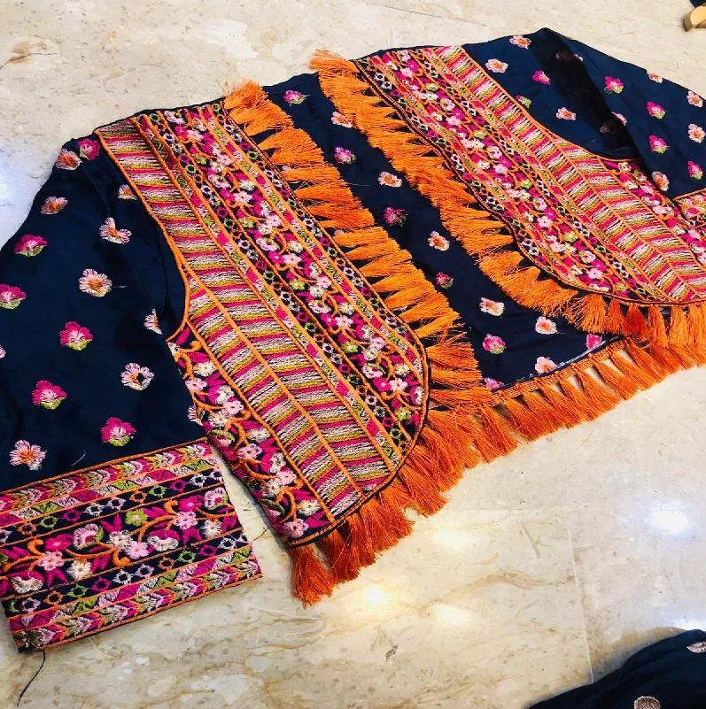 3 Pcs Women's Unstitched Khaddar Embroidered Suit