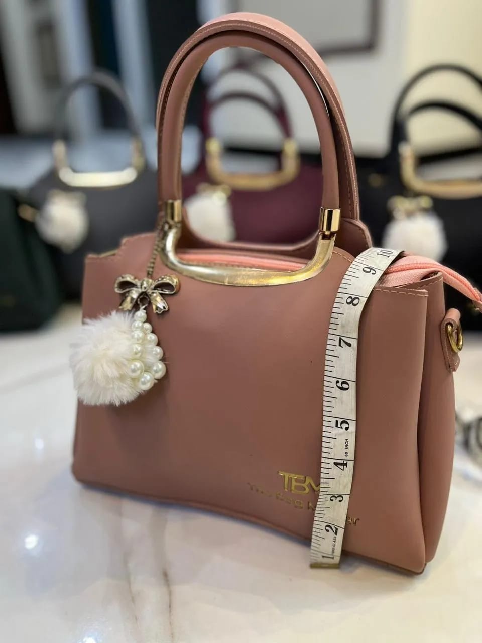 Stylish Women's Rexine Hand Bag - 1 Pc - PrimeKart Pakistan